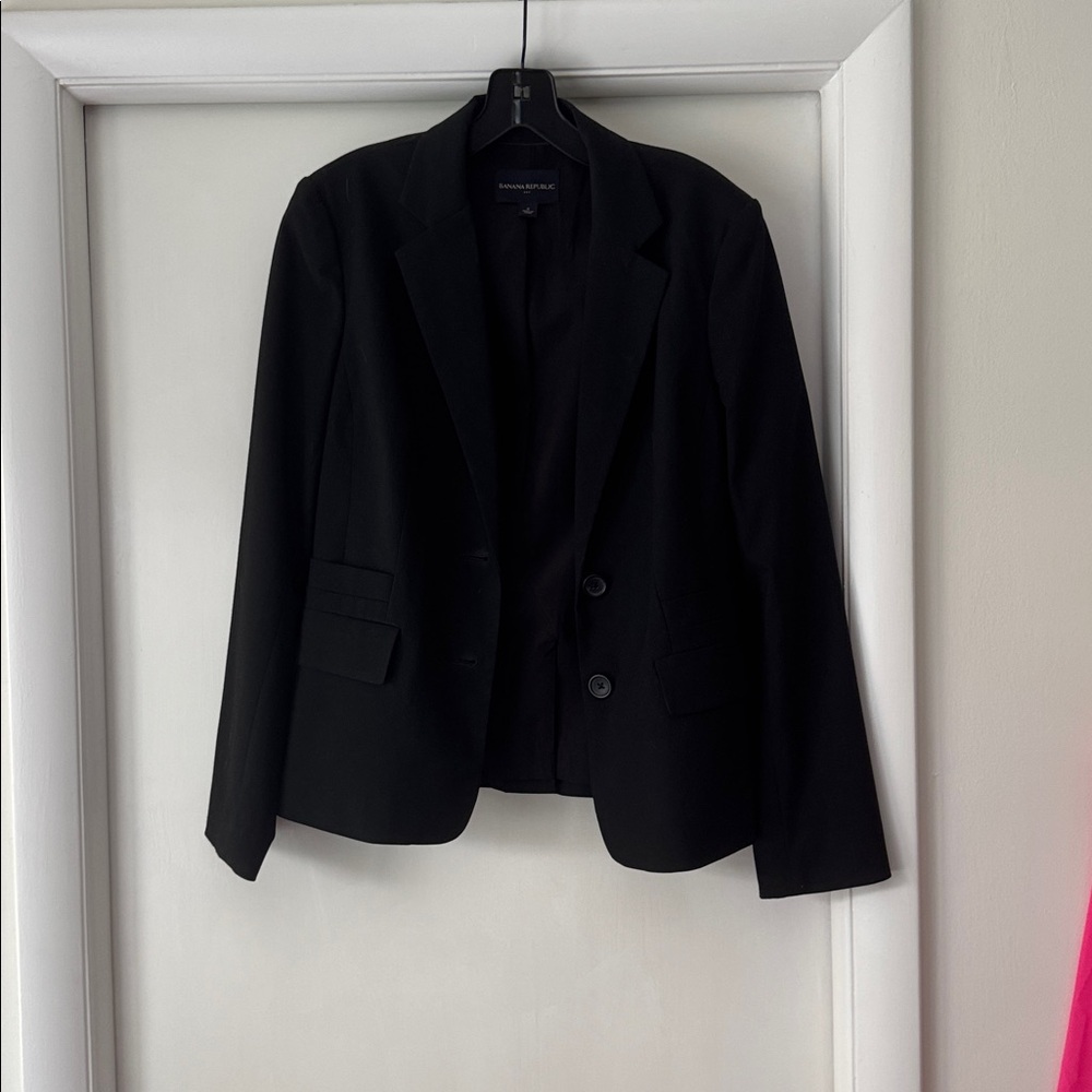 Banana Republic black blazer